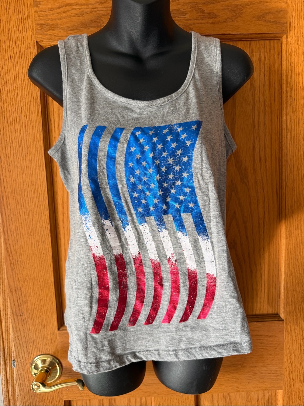 Gray Women's Tank Top with Blue and Red Flag Graphic